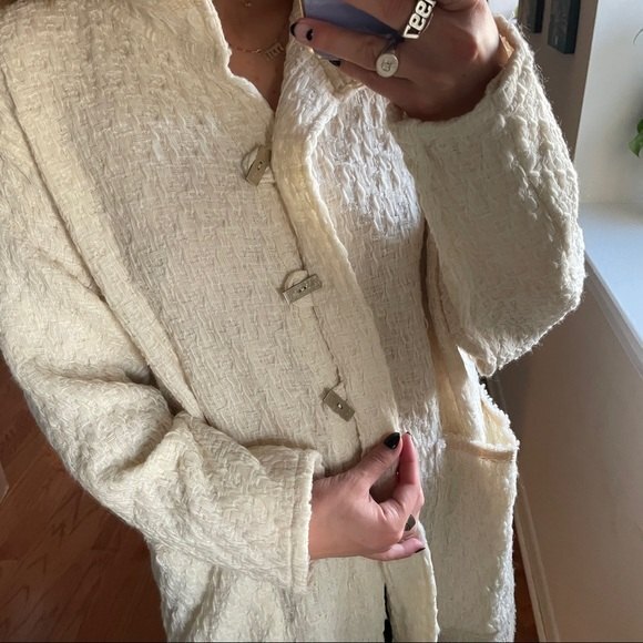 Michel Leger Brocade Collared Toggle Button-Down Sweater Cream - Picture 3 of 8